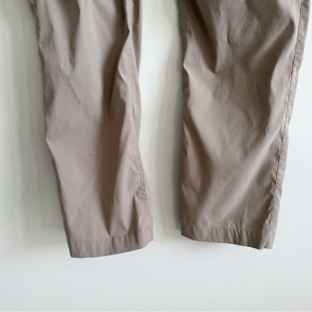 PEAK PERFORMANCE • Iconiq Outdoor Pants in Beige - Picture 6 of 15